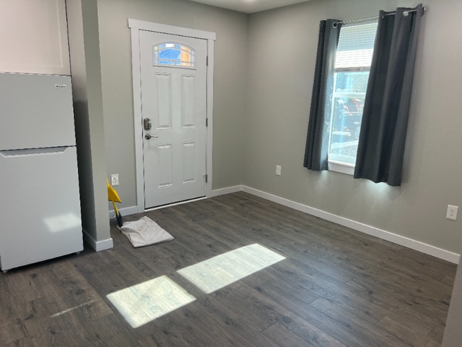 Building Photo - 4420 N Best Rd