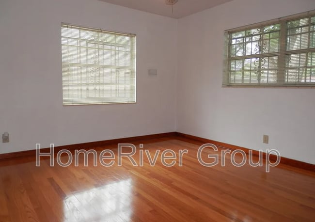 Foto del edificio - 3416 N 13th St