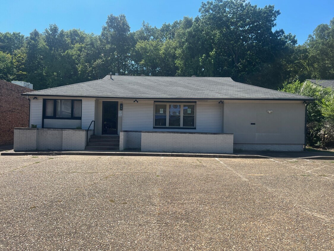 5119 John F Kennedy Blvd Unit 1, North Little Rock, AR 72116 Apartment for Rent in North