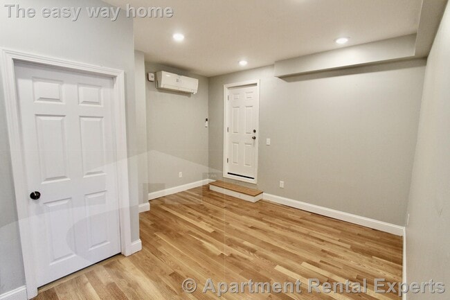 Photo - 246 Main St Apartment