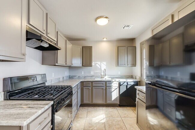 Foto del edificio - 2412 NW 40th St
