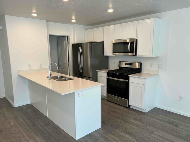 Foto del edificio - 243 Portside Ln