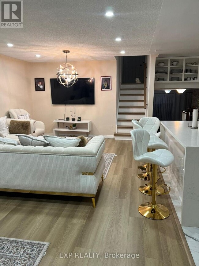 Photo du bâtiment - 671 Adelaide Ave E