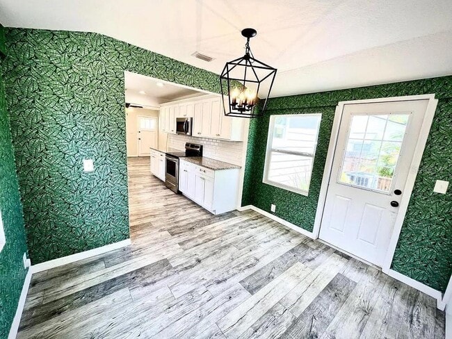 Foto del edificio - 810 Southwest Boulevard N