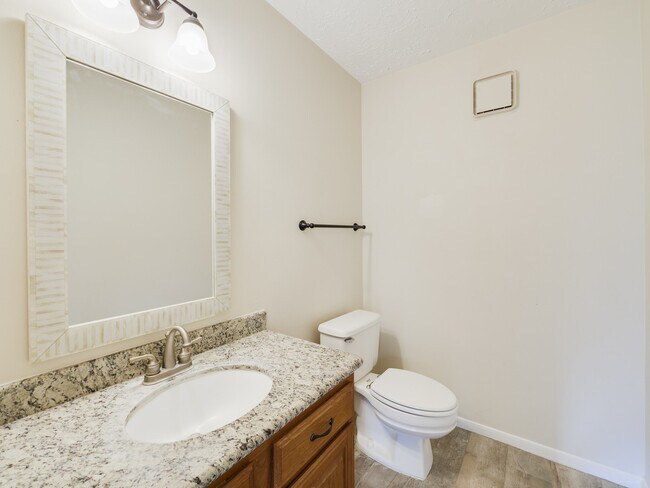 Foto del edificio - 14214 Withersdale Dr