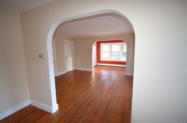 Primary Photo - 25 Rogers St