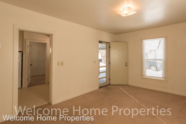 Building Photo - 2 br, 1 bath House - 212 SE Birch Ave