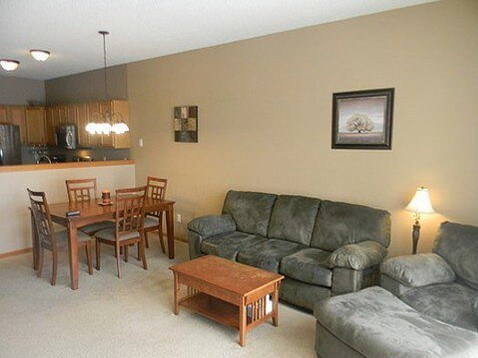 Building Photo - 680 Cobblestone Way