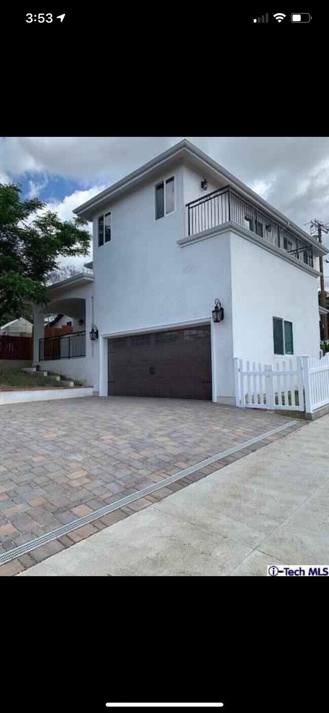 Foto del edificio - 10303 Pinyon Ave