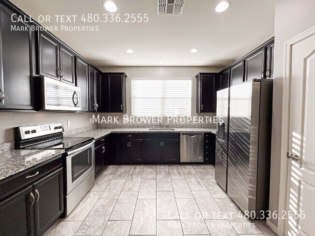 Foto del edificio - 3328 W Hayduk Rd