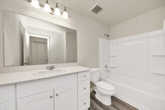 Building Photo - 5819 Bright Keel Dr