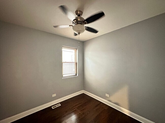 Foto del edificio - 1722 W Hastings
