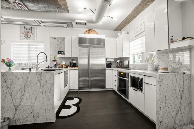 Foto del edificio - 455 NW 19th Ln