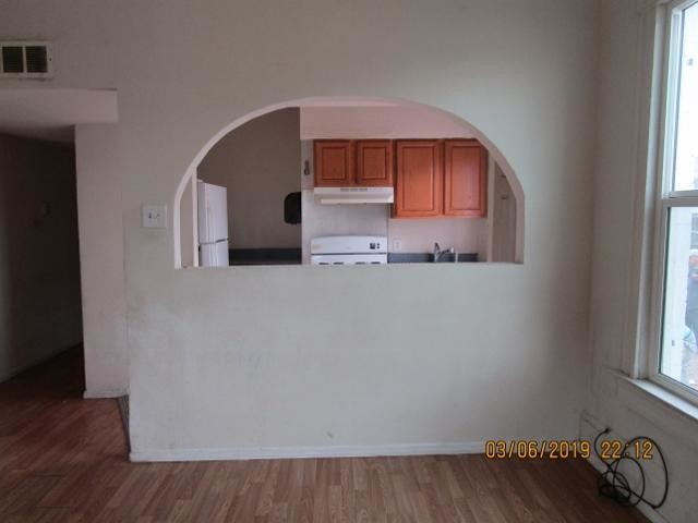 Foto del edificio - 215 W Nevada Ave