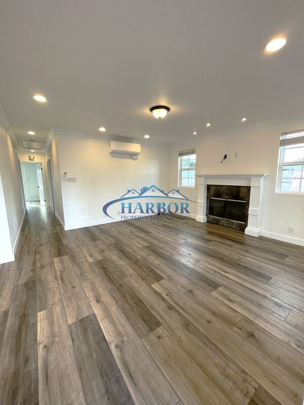 Foto del edificio - 1226 W Don St