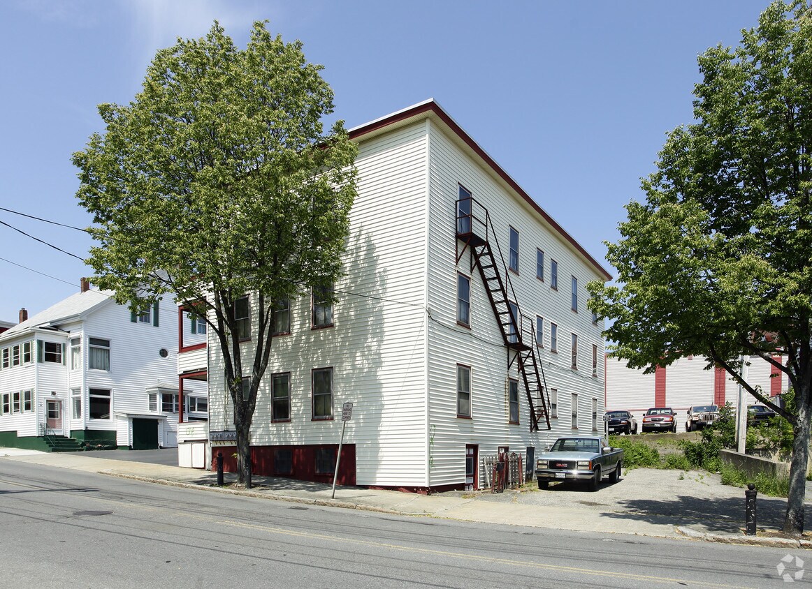 Building Photo - 10-12 Hill St