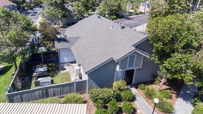 Building Photo - 7314 Tooma St