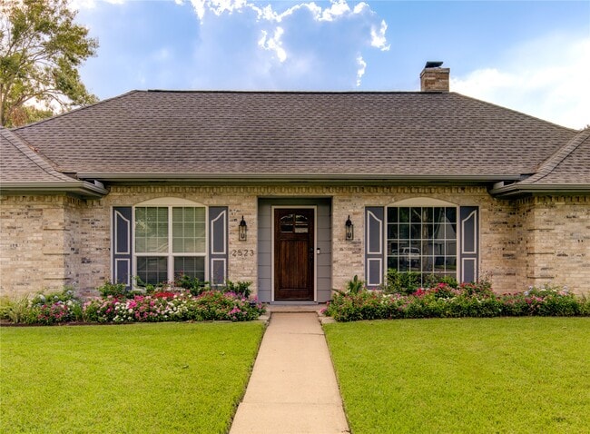 Building Photo - 2523 Anniston Dr