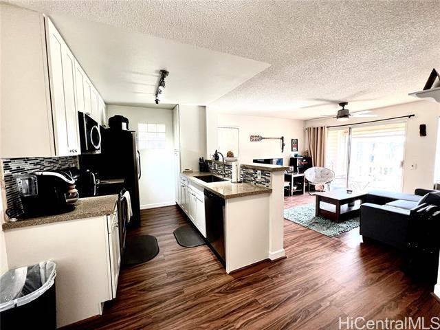 Primary Photo - 91-1215-1215 Kaneana St