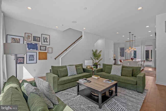 Building Photo - 3121 Sunrise Walk