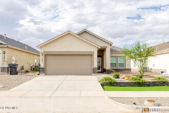 Building Photo - 13821 Sky Harbor Ave
