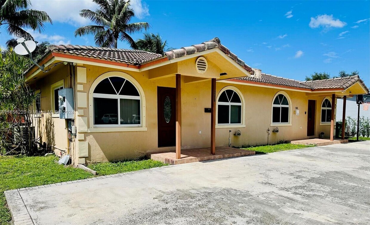 Primary Photo - 5947 NW 38th St
