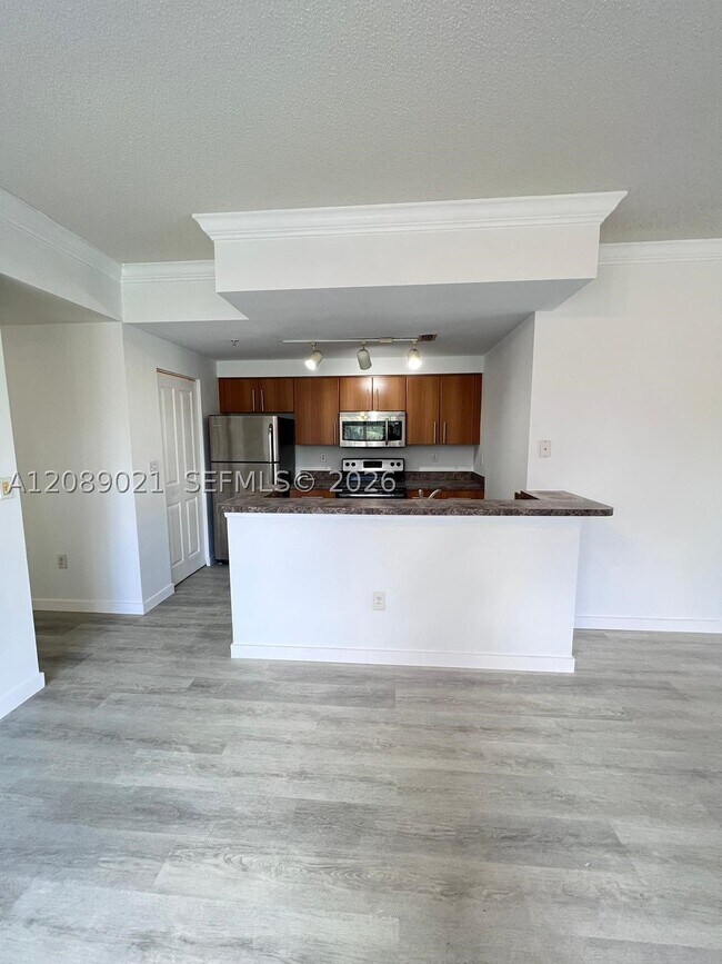 Foto del edificio - 5980 W Sample Rd