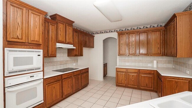 Building Photo - 4524 White Rock Ln