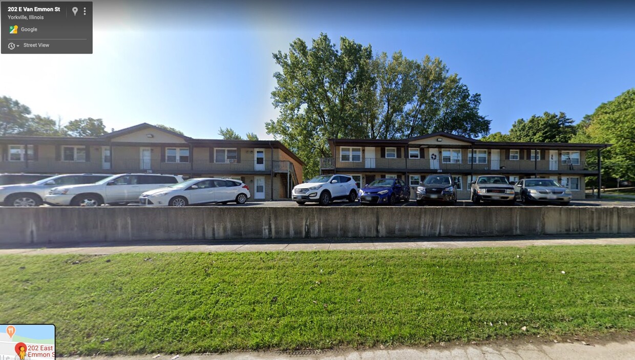 Primary Photo - 202 E Van Emmon St
