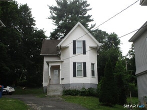 Building Photo - 65 Liberty St