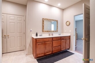 Building Photo - 394 Sunrise Bay Dr