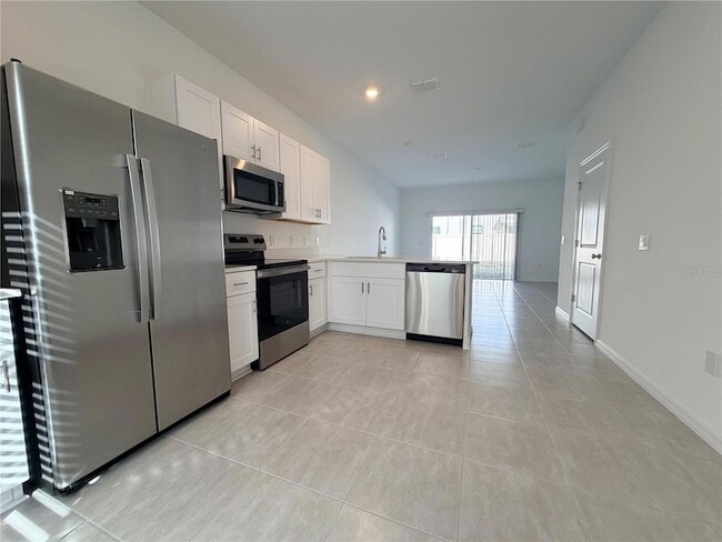 Building Photo - 2946 Skyline Lp