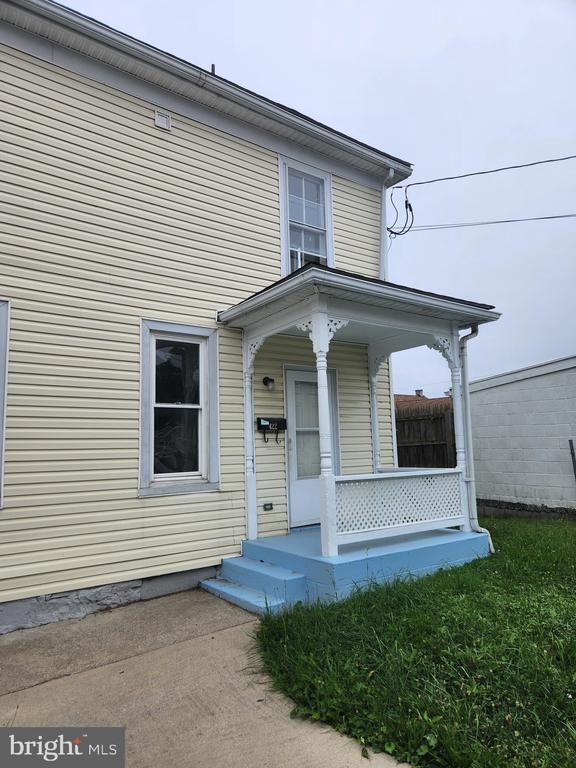 Primary Photo - 422 Faulkner Ave