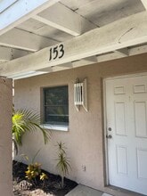 Building Photo - 27600 S View Dr