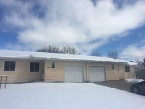 Building Photo - 2406 Skeels Ave