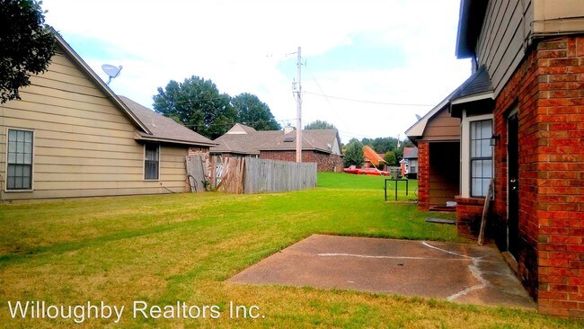 Building Photo - 7828 Bland Ln