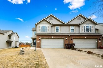Building Photo - 2321 W Kenfield Ct