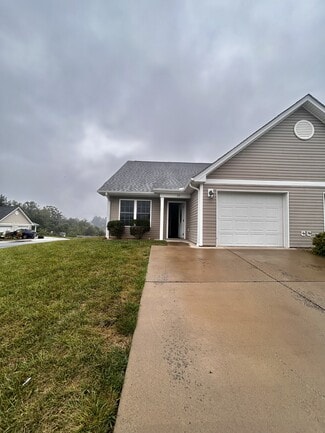 Building Photo - 25 Brooke St