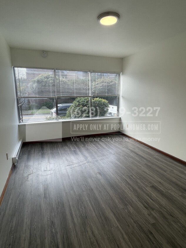 Foto del edificio - 10106 NE 185th St