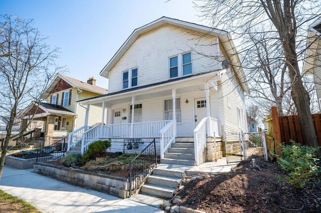 Building Photo - 73-75 E. Markison Avenue