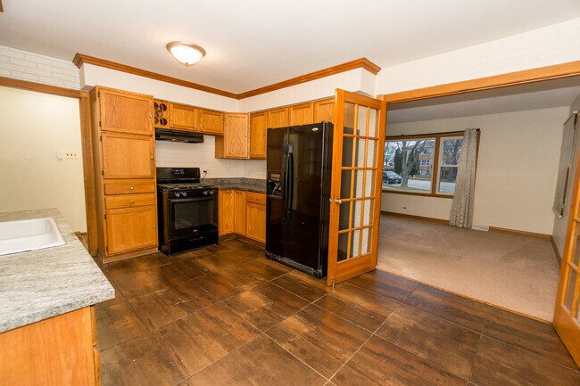 Foto del edificio - 649 S Wisconsin Ave