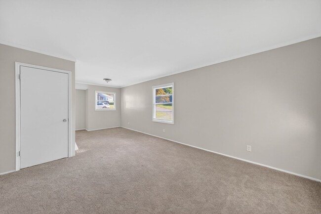 Building Photo - 115 Spring Garden Dr