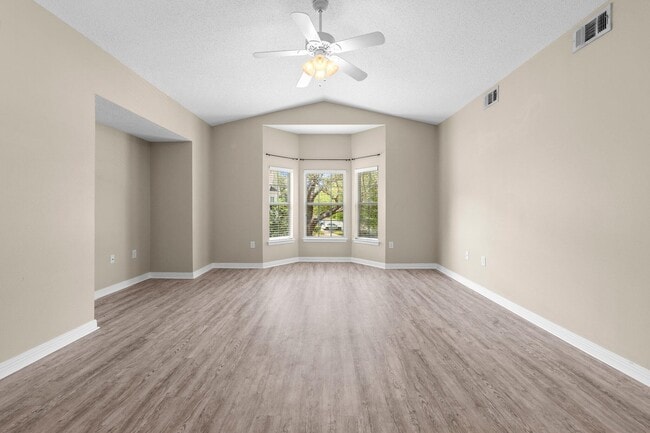 Building Photo - 1501 Partin Dr N