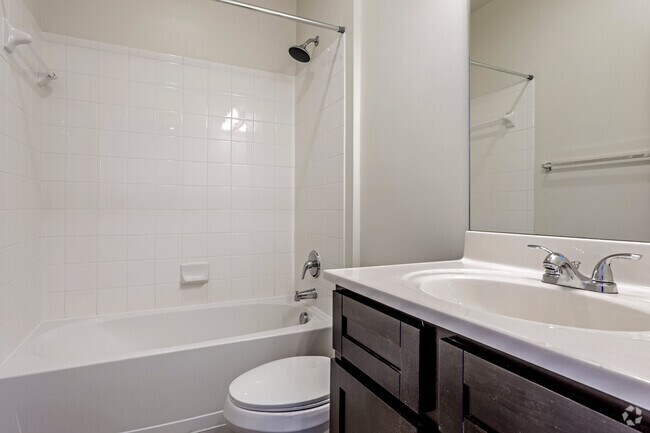 2 HAB, 2.5 BA - The Boca - Midtown Delray