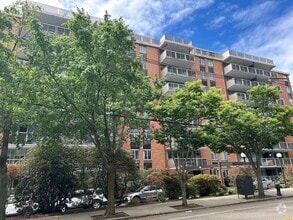Building Photo - 45 Longwood Ave