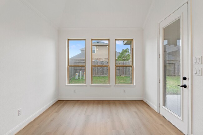 Foto del edificio - 3519 Satton Ranch Ln