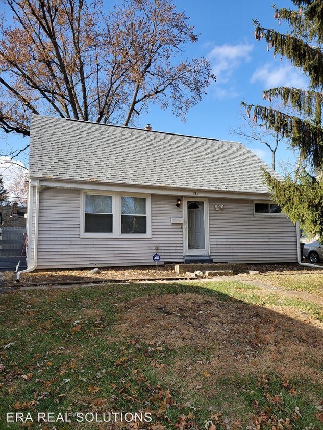 Primary Photo - 2 br, 1 bath House - 553 S Everett Av