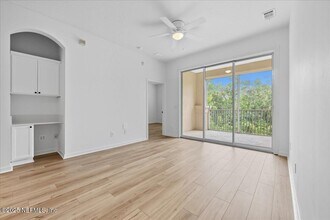Building Photo - 8601 Beach Blvd