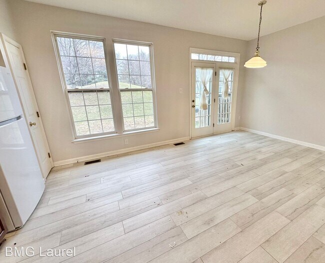 Building Photo - 3 br, 2.5 bath House - 8855 Papillon Dr