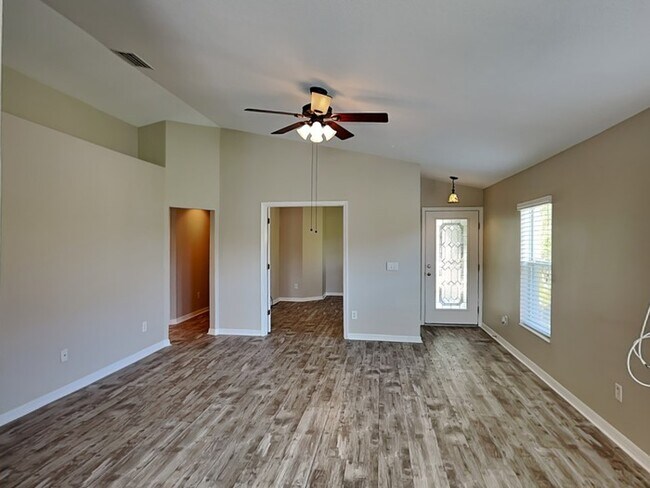 Foto del edificio - 10113 36th Ct E